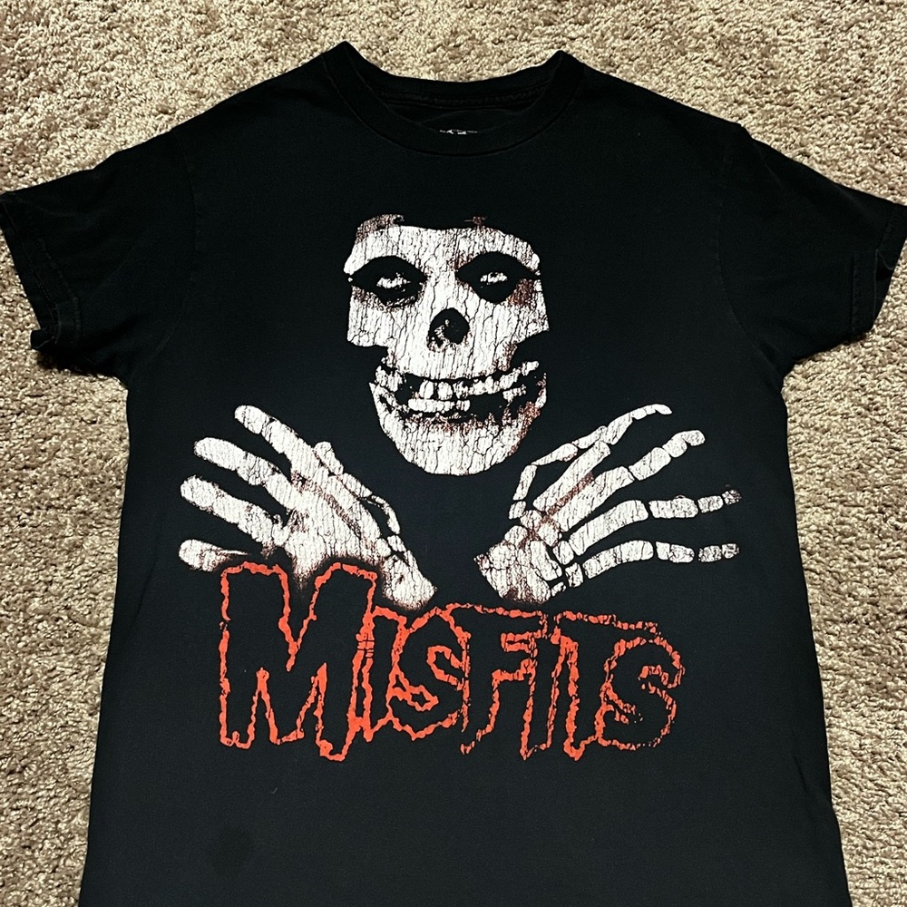 Black Short Sleeve Tee